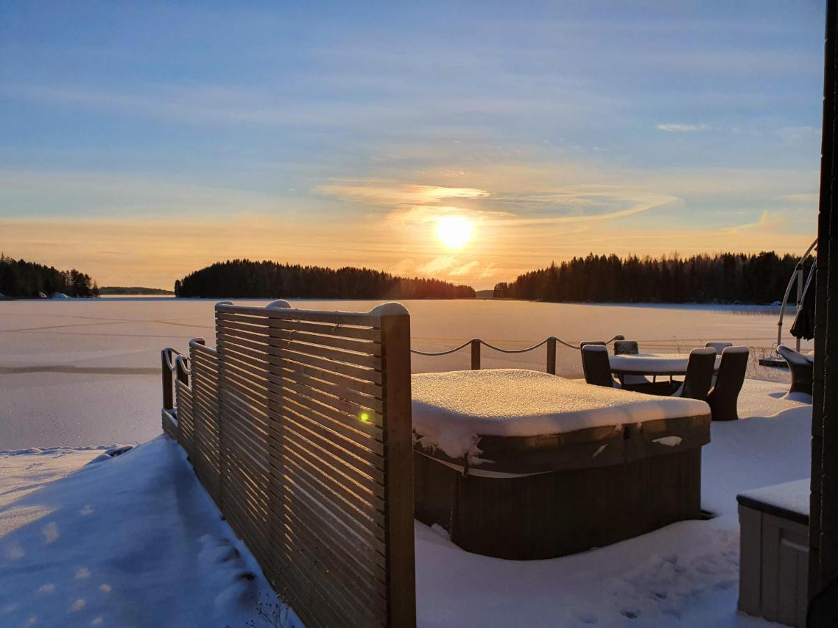 Stunning Log Cabin 45M2 On The Shore Of Kallavesi. Kuopio Exterior photo