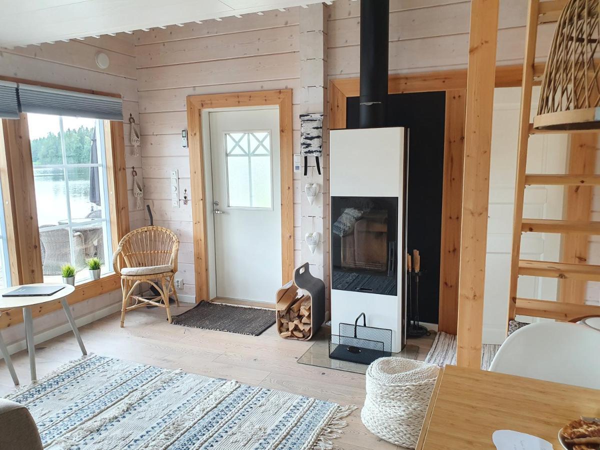 Stunning Log Cabin 45M2 On The Shore Of Kallavesi. Kuopio Exterior photo